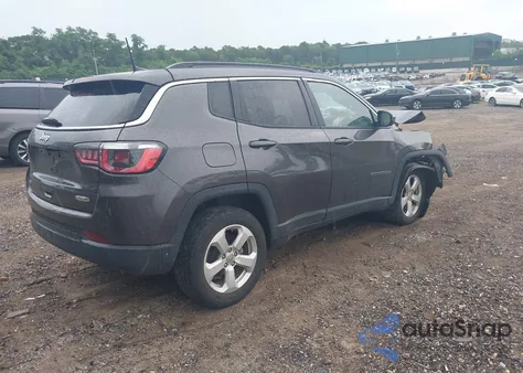 2019 Jeep Compass Latitude 4X4 из США, поврежденный, VIN 3C4NJDBB2KT767962